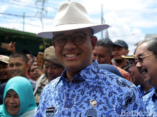 Gaya Koboi Anies Tinjau PKL Tanah Abang