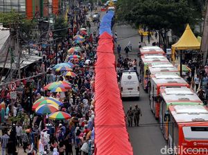 Sandi Sebut Penataan PKL di Jakarta akan Berbasis Komunitas Lokal Sandi Sebut Penataan PKL di Jakarta akan Berbasis Komunitas Lokal