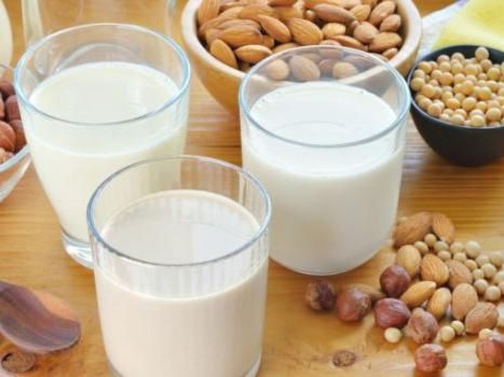 Susu Almond dan Susu Kedelai, Mana yang Lebih Baik Nutrisinya?