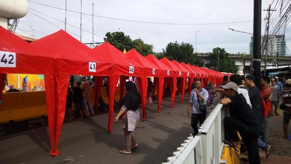 Foto: Wajah Baru Jalan di Depan Stasiun Tanah Abang Setelah Ditata