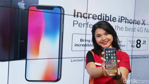 Mengintip Keseruan Berburu iPhone X di Jakarta