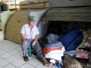 Foto: Pasar Blok G Sepi, Pedagang Berniat Turun Jadi PKL