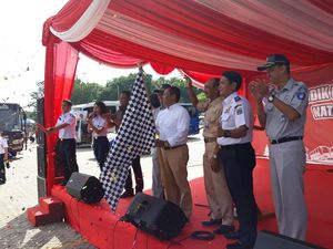 Gelar Mudik Gratis Natal, Kemenhub Berangkatkan 18 Bus Gelar Mudik Gratis Natal, Kemenhub Berangkatkan 18 Bus