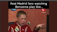 Karim Benzema beberapa kali melewatkan peluang di laga melawan Barca. Kira-kira begini ekspresi para pendukung Madrid saat melihat Benzema bermain. (Foto: dok.Twitter)