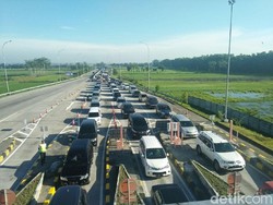 Libur Natal, Tol Jakarta Arah Cikampek Macet 30 Km