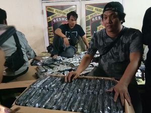 Grebek Gudang, Polda Sulsel Amankan 570.000 Pil PCC Grebek Gudang, Polda Sulsel Amankan 570.000 Pil PCC