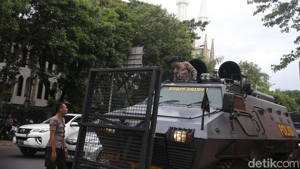 Foto: Pengamanan Natal di Sejumlah Daerah