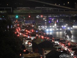 Daftar Resmi Tarif Tol JKT-SBY yang Bisa Dipakai Mudik 2018