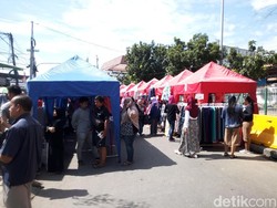 Tenda PKL Tanah Abang Mulai Berhadapan
