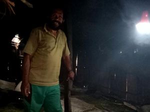 Nawa Cita Jokowi, Warga Papua Nikmati Lampu Tenaga Surya
