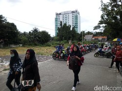 Sudah Dikasih Lapak, Ojek Pangkalan Tanah Abang Masih Bandel