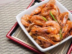 Menu Natal: Meriahkan Jamuan Natal dengan Chilli Prawn dan Cake Keju