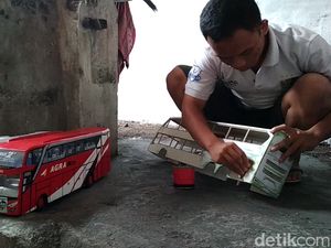 Small is Sexy, Siswa SMK Blitar Ini Ciptakan Miniatur Bus Unik