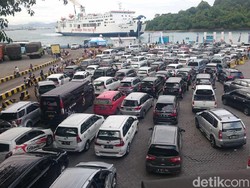 Libur Tahun Baru, 554 Ribu Orang Kembali ke Jawa dari Sumatera