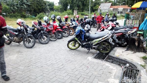 Tukang Ojek Pangkalan Mulai Isi Lahan Baru Dekat Stasiun Tanah Abang