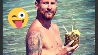 Cristiano Ronaldo pernah mengklaim diri sebagai yang terbaik. Olokan Lionel Messi amat mematikan di Santiago Bernabeu pun muncul. (Foto: dok.Twitter)