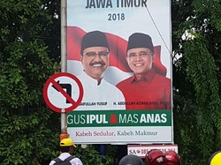 Memanas, Duel Reklame Gus Ipul Vs Khofifah di Surabaya