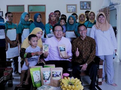 Rizal Ramli berkunjung ke Rumah UKM Karanganyar