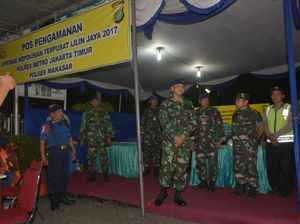 Datangi 3 Gereja, Danlanud Halim Tinjau Misa Natal 2017