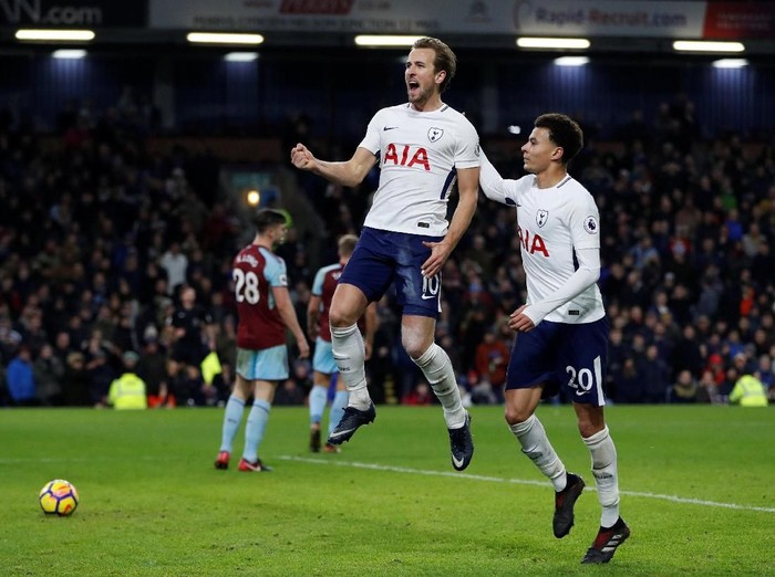 Hat-trick Kane Menangkan Spurs