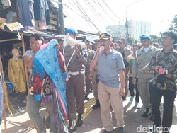 Jaga Trotoar Tanah Abang, Kasatpol PP Terjunkan 450 Personel