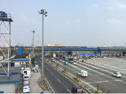 Cara Jasa Marga Budayakan Tertib Berlalu Lintas ke Pengguna Tol