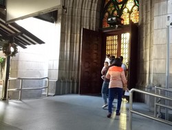 Misa Adven Terakhir Sebelum Natal di Gereja Katedral Berjalan Khidmat