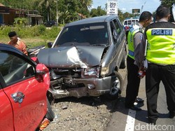 Dua Mobil Adu Banteng di Purworejo, 1 Orang Meninggal