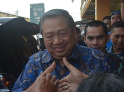 Berkunjung ke Cirebon, SBY Beserta Keluarga Santap Nasi Jamblang