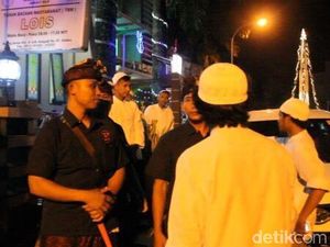 Remaja Masjid dan Pecalang di Ambon Ikut Amankan Misa Natal