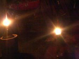 Air Mata Nenek Tangsi yang Rayakan Natal Hanya Ditemani Anjingnya