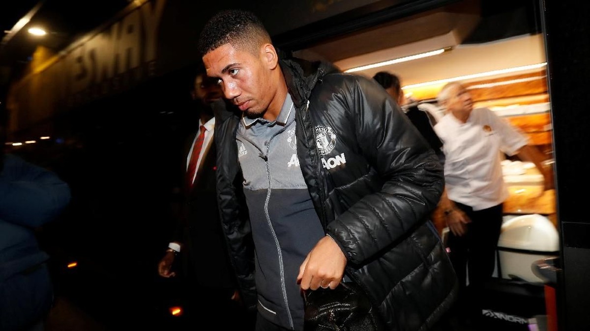 Chris Smalling menambah daftar cedera Manchester United (Foto: David Klein/Reuters)