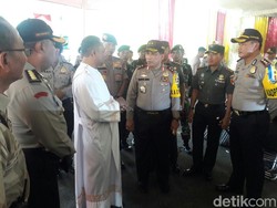 Pastikan Natal Aman, Kapolda Jatim Kunjungi Gereja di Kota Malang