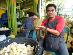 Belum ke Medan, Kalau Belum Mampir ke Ucok Durian