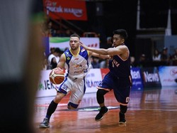 Pelita Jaya Tumbangkan Satria Muda di Solo