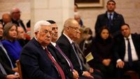 Foto: Saat Presiden Palestina Hadiri Misa Natal di Gereja Tepi Barat