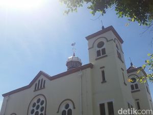 Gereja Ayam Jakarta dan Simbol Kritik Sosial di Era Kolonial