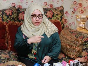 Anak Melly Goeslaw Dukung Sang Ibu Seret Vidi Cs ke Jalur Hukum