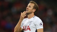 Siapa pemain yang paling sial karena tembakannya mengenai tiang gawang? Dia adalah Harry Kane yang enam kali upayanya digagalkan tiang. Foto: Steve Bardens/Getty Images