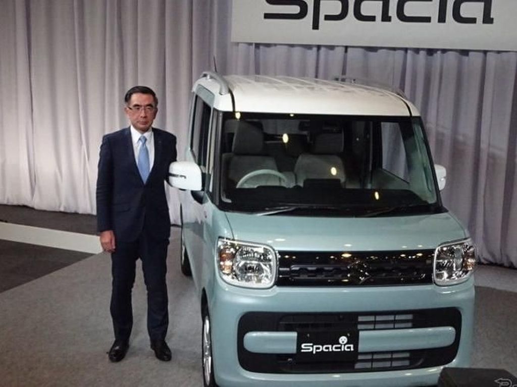 Dikritik Karena Kekecilan Suzuki Rombak Spacia, BBM 30 Km/Liter Dikritik Karena Kekecilan Suzuki Rombak Spacia, BBM 30 Km/Liter