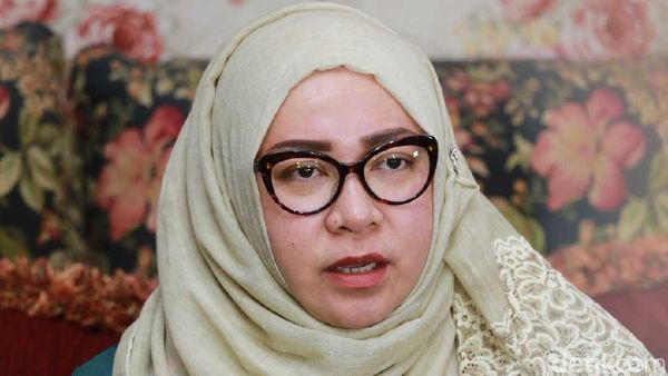 Cerita Haru dan Bahagia Melly Goeslaw Kunjungi Kamp Pengungsi Palestina