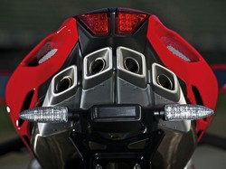 Panas! Ducati Siapkan Mesin 4 Silinder, MV Agusta Permak Mesinnya