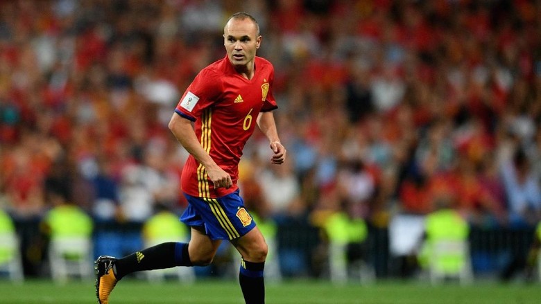 Iniesta Bisa Menang Ballon dOr Jika Bernama Andresinho Iniesta Bisa Menang Ballon dOr Jika Bernama Andresinho