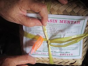 Liburan Akhir Tahun Lewati Brebes, Sudah Pasti Beli Ini