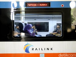 Railink Prediksi 12 Juta Orang Naik Kereta Bandara dalam Setahun