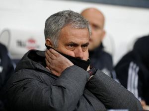 Mourinho Keluhkan Jadwal Padat MU