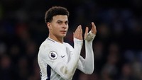 10. Dele Alli. Gelandang Tottenham Hotspur kelahiran Inggris 21 tahun lalu ini sudah mampu membuat 10 assist dari 29 pertandingan Premier League 2017/2018 yang ia mainkan. (Foto: Paul Childs/Action Images via Reuters)