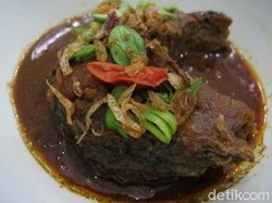 Cicip Gabus Pucung Khas Betawi di 5 Tempat Ini