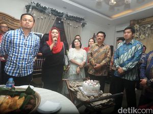 Kebersamaan Kapolri dan Panglima TNI Hadiri Perayaan Natal Kebersamaan Kapolri dan Panglima TNI Hadiri Perayaan Natal