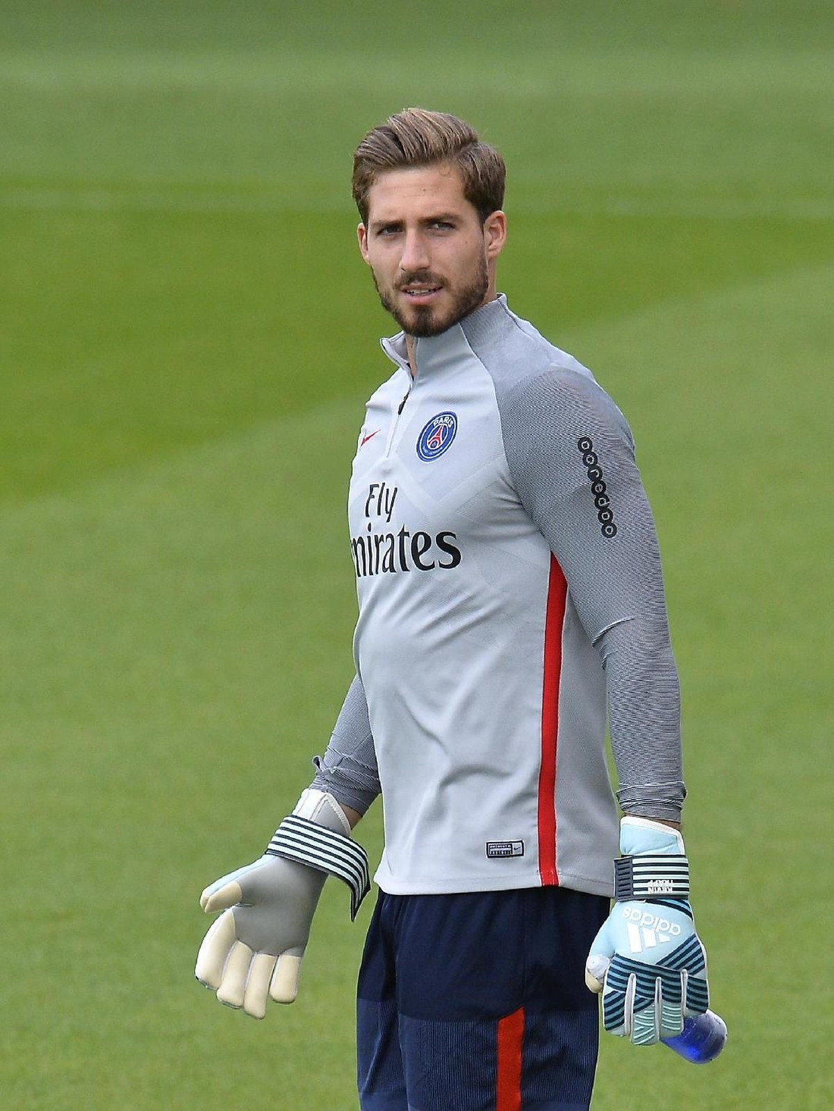 Kiper PSG Kevin Trapp diisukan hengkang Januari nanti (Aurelien Meunier/Getty Images)